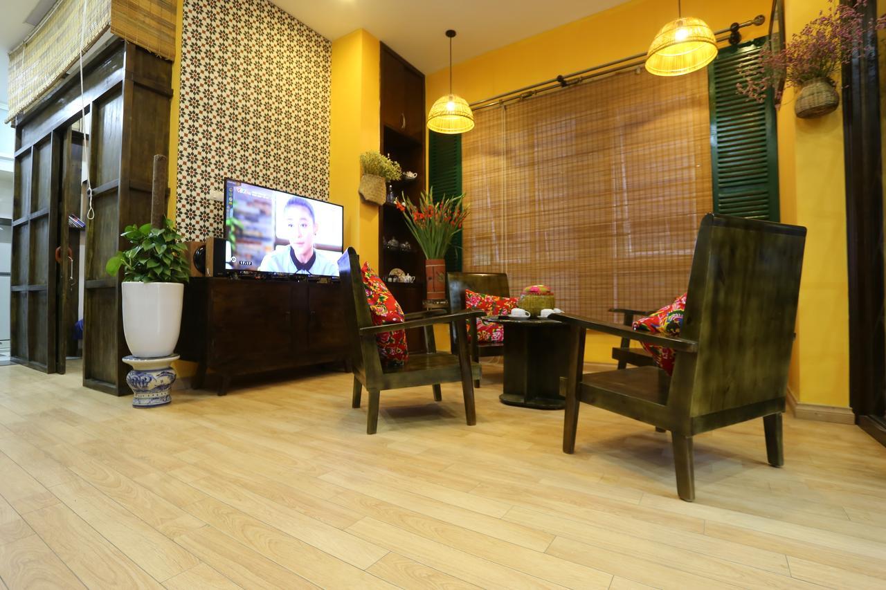 Tuti Lakeside Homestay Hanoi Exterior foto